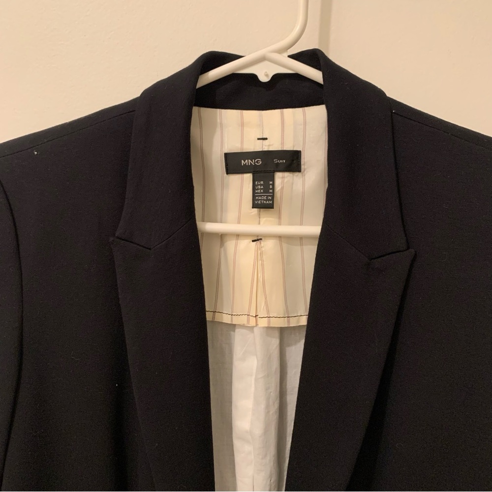 Small Mango Blazer - Picture 2 of 4
